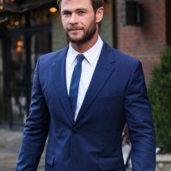 Chris Hemsworth Thor Ragnarok Premiere Blue Suit